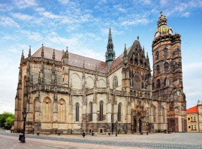 Авторський тур Травневий тур в Закарпаття та Європу (факультативно) Карпати/Ужгород